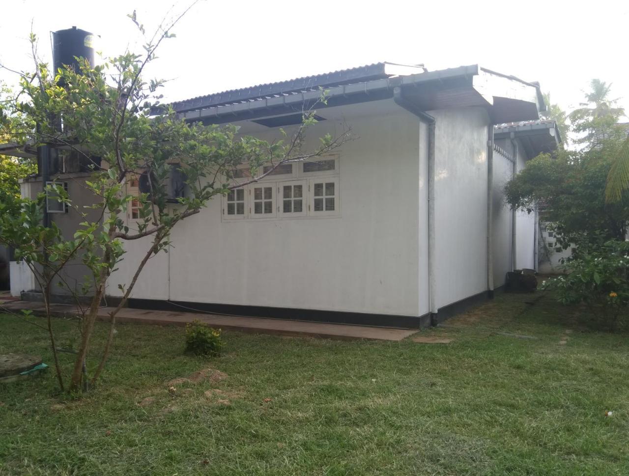Luminary Place Hikkaduwa Exterior foto
